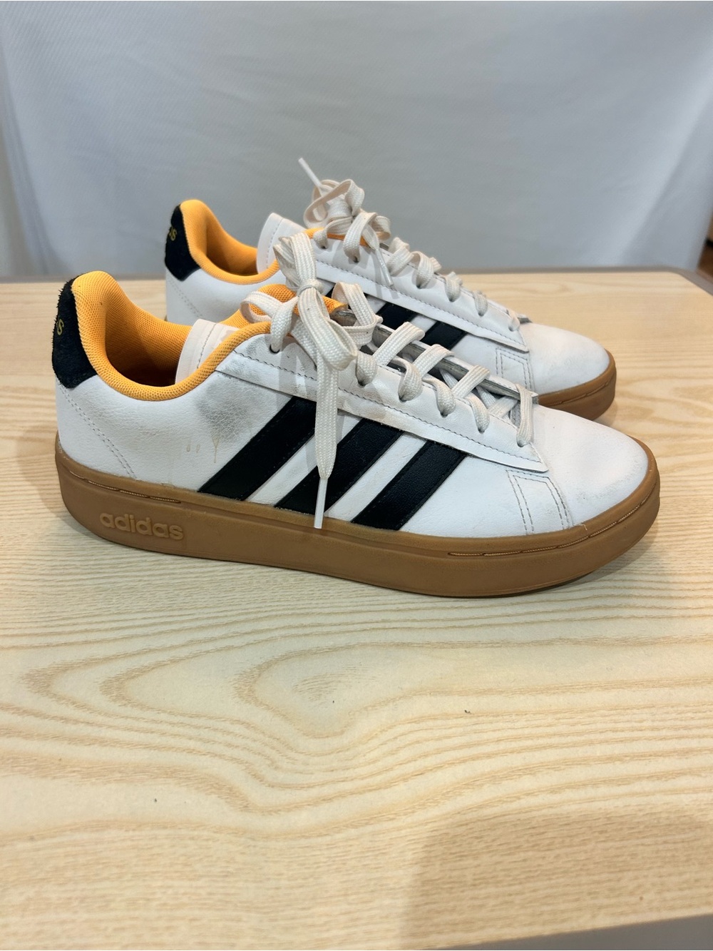 adidas White Sneakers with Black Stripes and Gum Sole